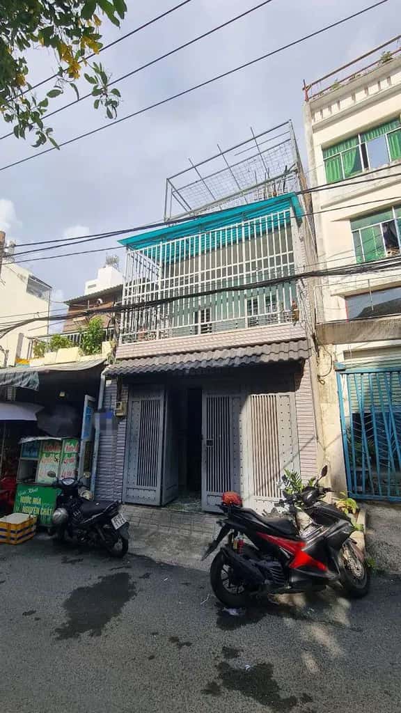 Cho thuê nhà hẻm Dương Quảng Hàm Gò Vấp, TP.HCM – 4 phòng ngủ, giá 19 triệu