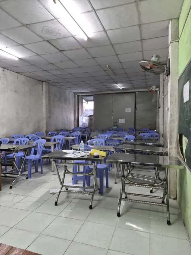 Cho thuê nhà hẻm Đường Trường Học Thành phố Dĩ An, TP.HCM – 3 phòng ngủ, giá 9 triệu Cho thuê nhà hẻm Đường Trường Học Thành phố Dĩ An, TP.HCM – 3 phòng ngủ, giá 9 triệu