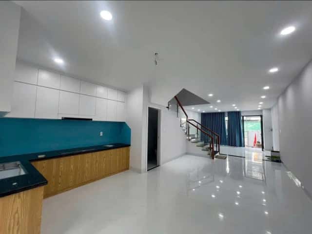 Cho thuê nhà hẻm Nguyễn Duy Trinh Quận 9 cũ, Ho Chi Minh – 4 phòng ngủ, giá 13 triệu