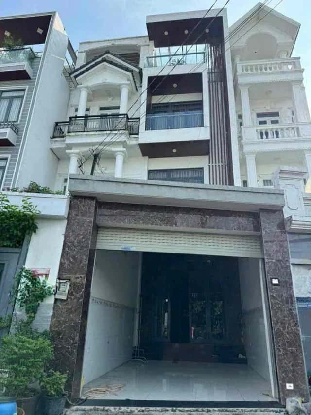 Cho thuê nhà hẻm Quận 9 cũ, TP.HCM – 4 phòng ngủ, giá 14 triệu