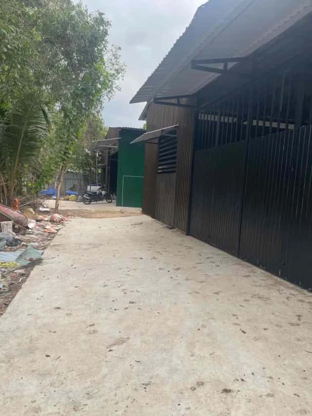 Cho thuê kho, nhà xưởng ấp 1 Huyện Hóc Môn, TP.HCM – giá 6 triệu Cho thuê kho, nhà xưởng ấp 1 Huyện Hóc Môn, TP.HCM – giá 6 triệu