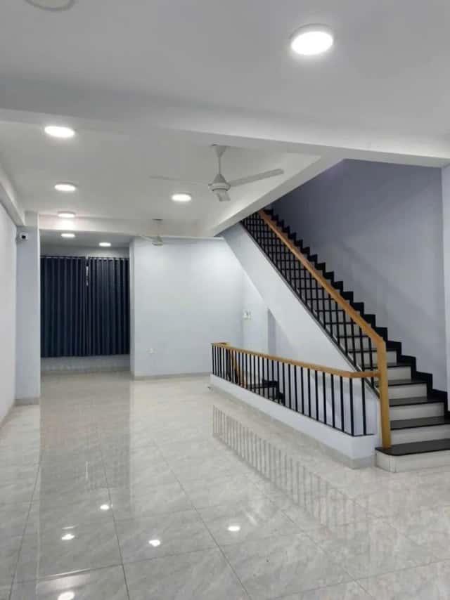 Cho thuê nhà mặt tiền Bùi Thị Xuân Thành phố Dĩ An, TP.HCM – 3 phòng ngủ, giá 10 triệu Cho thuê nhà mặt tiền Bùi Thị Xuân Thành phố Dĩ An, TP.HCM – 3 phòng ngủ, giá 10 triệu