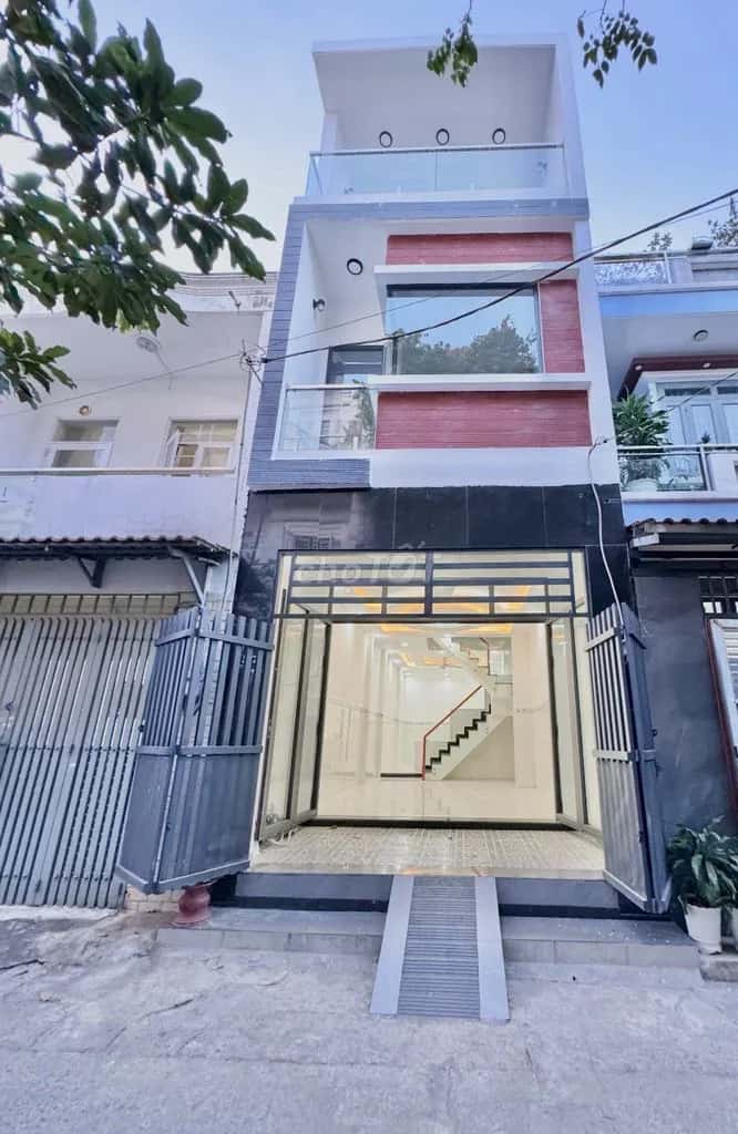 Cho thuê nhà hẻm Đường Lê Văn Sỹ Quận 3, TP.HCM – 4 phòng ngủ, giá 18 triệu