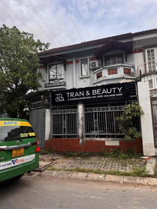 Cho thuê nhà mặt tiền Đường Đỗ Xuân Hợp Quận 9 cũ, TP.HCM – giá 6 triệu