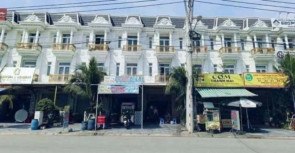 Cho thuê nhà mặt tiền Quốc lộ 1A Thành phố Dĩ An, TP.HCM – 4 phòng ngủ, giá 14 triệu