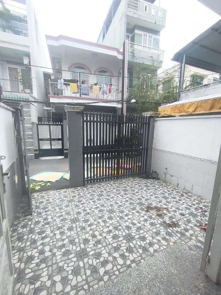 Cho thuê nhà hẻm Đường Võ Văn Ngân Thủ Đức, TP.HCM – 4 phòng ngủ, giá 13 triệu