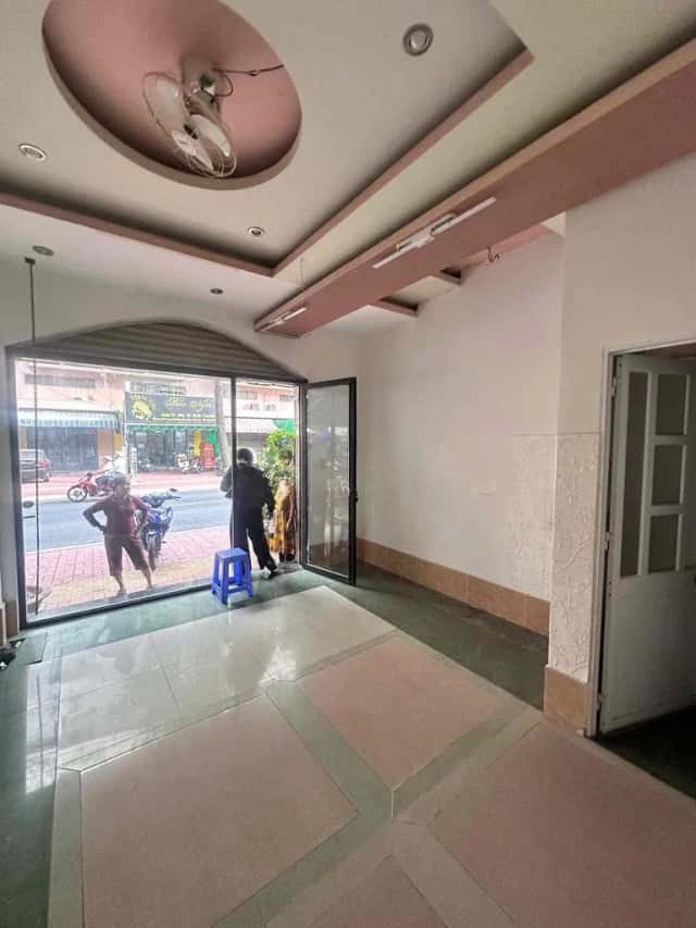 Cho thuê nhà mặt tiền Đường Phạm Thị Tánh Quận 8, TP.HCM – giá 10 triệu Cho thuê nhà mặt tiền Đường Phạm Thị Tánh Quận 8, TP.HCM – giá 10 triệu