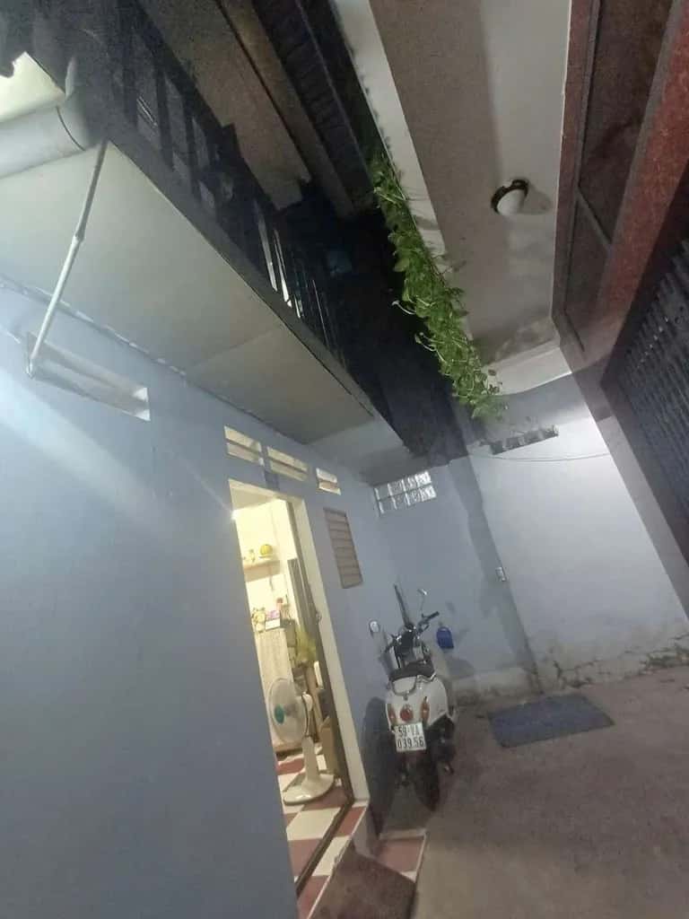 Cho thuê nhà hẻm Nguyễn Biểu Quận 5, TP.HCM – 1 phòng ngủ, giá 4.3 triệu