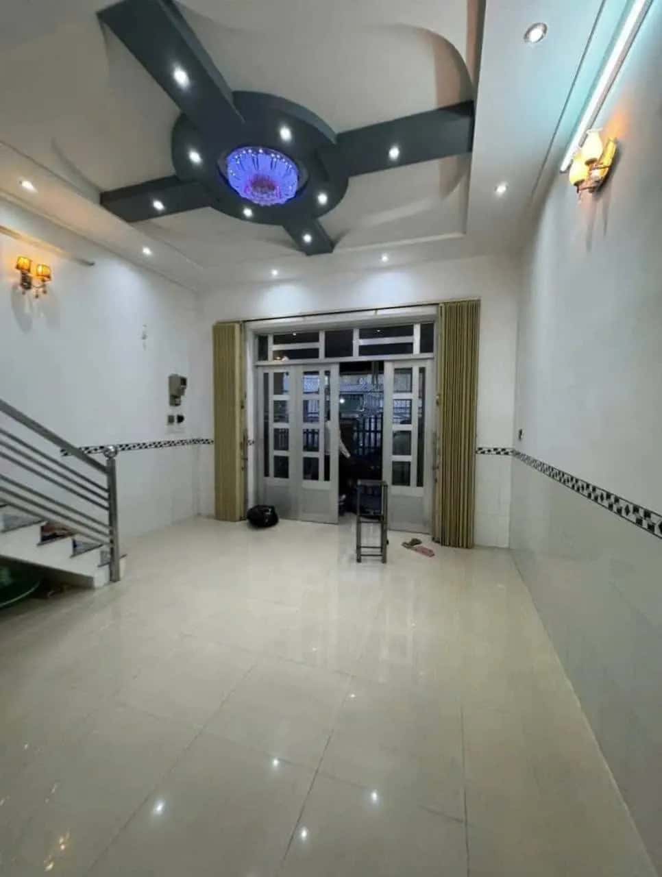Cho thuê nhà hẻm Hùng Vương Sóc Trăng, Sóc Trăng – 3 phòng ngủ, giá 4 triệu