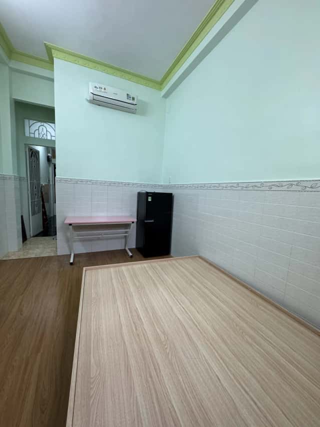 Cho thuê phòng trọ Đường Lê Văn Sỹ Nhiêu Lộc, TP.HCM – 1 phòng ngủ, giá 4.5 triệu Cho thuê phòng trọ Đường Lê Văn Sỹ Nhiêu Lộc, TP.HCM – 1 phòng ngủ, giá 4.5 triệu