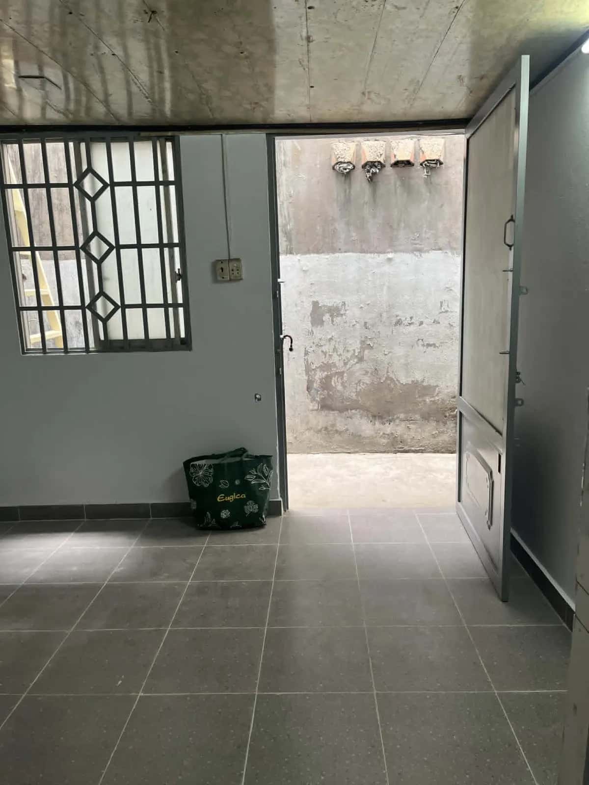 Cho thuê phòng trọ Đặng Thuỳ Trâm Bình Lợi Trung, TP.HCM – 1 phòng ngủ, giá 2.5 triệu