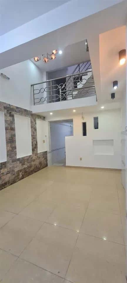 Bán nhà hẻm Đường Hoàng Trọng Mậu Quận 7, TP.HCM – 4 phòng ngủ, giá 4.3 tỷ