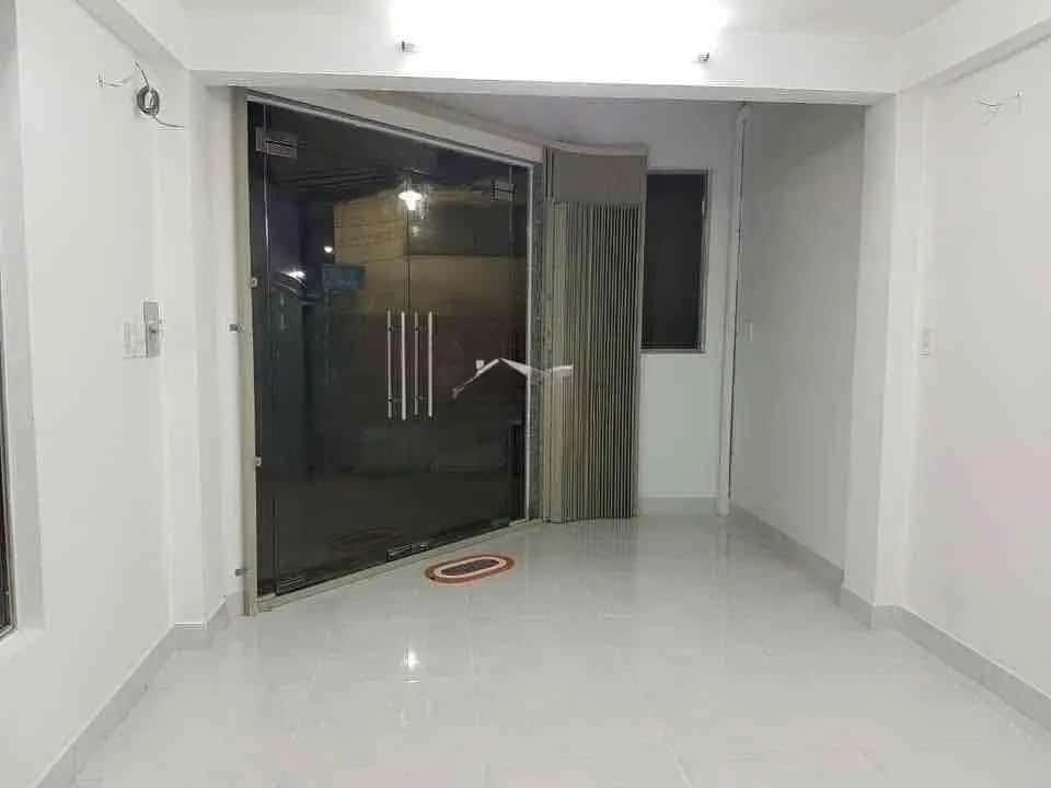 Cho thuê nhà hẻm Đường Cao Đạt Quận 5, TP.HCM – 3 phòng ngủ, giá 17 triệu