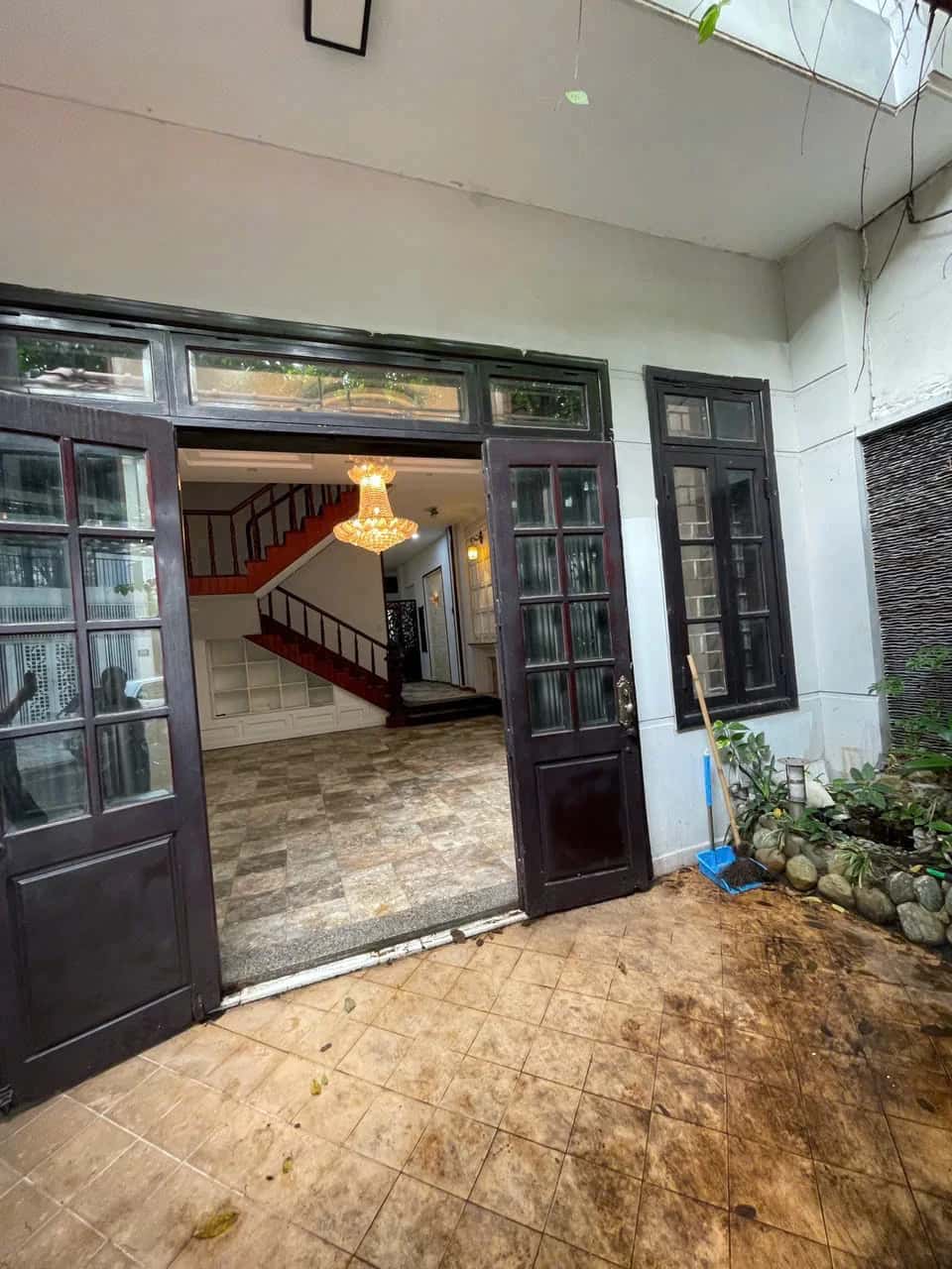 Bán nhà mặt tiền Tạ Mỹ Duật Quận Sơn Trà, TP. Đà Nẵng – 5 phòng ngủ, giá 15 tỷ