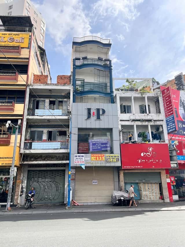 Bán nhà mặt tiền Hai Bà Trưng Quận 1, TP.HCM – 5 phòng ngủ, giá 45 tỷ Bán nhà mặt tiền Hai Bà Trưng Quận 1, TP.HCM – 5 phòng ngủ, giá 45 tỷ