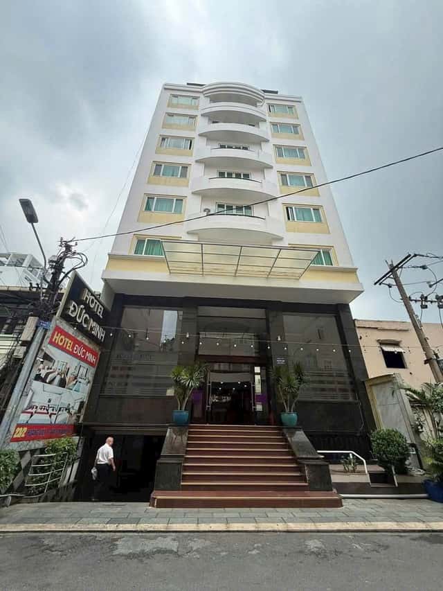 Bán nhà hẻm Hoàng Việt Quận Tân Bình, TP.HCM – giá 120 tỷ Bán nhà hẻm Hoàng Việt Quận Tân Bình, TP.HCM – giá 120 tỷ