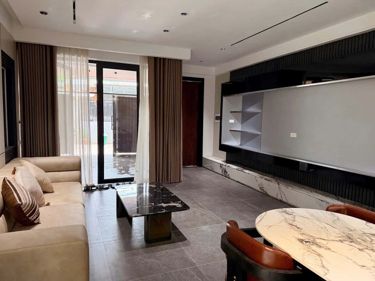 Bán nhà mặt tiền Xóm 16 Thành phố Vinh, Nghệ An – 3 phòng ngủ, giá 7.8 tỷ
