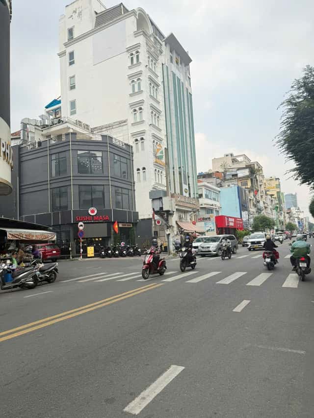 Bán nhà mặt tiền Võ Văn Tần Quận 3, TP.HCM – giá 115 tỷ