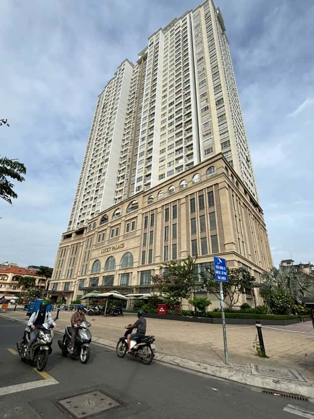 Bán nhà mặt tiền Phan Văn Khỏe Quận 5, TP.HCM – giá 15 tỷ Bán nhà mặt tiền Phan Văn Khỏe Quận 5, TP.HCM – giá 15 tỷ