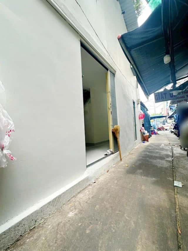 Bán nhà hẻm Cống Quỳnh Quận 1, TP.HCM – 2 phòng ngủ, giá 2.2 tỷ