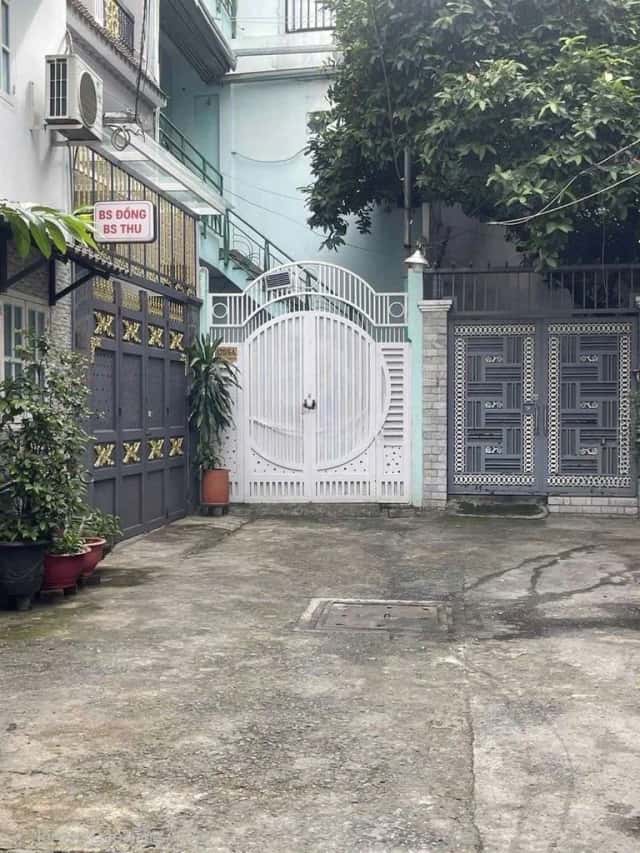 Bán nhà hẻm Tô Hiến Thành Quận 10, TP.HCM – 6 phòng ngủ, giá 19.5 tỷ