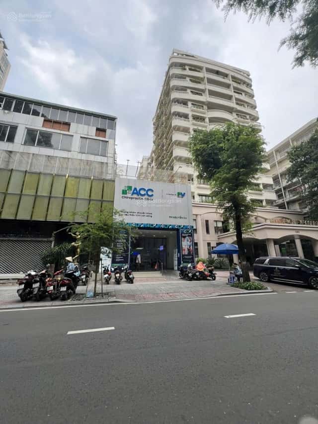 Bán nhà mặt tiền Nguyễn Du Quận 1, TP.HCM – giá 700 tỷ Bán nhà mặt tiền Nguyễn Du Quận 1, TP.HCM – giá 700 tỷ