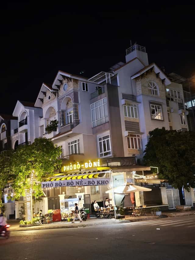 Bán nhà mặt tiền Hoàng Trọng Mậu Quận 7, TP.HCM – giá 102 tỷ Bán nhà mặt tiền Hoàng Trọng Mậu Quận 7, TP.HCM – giá 102 tỷ