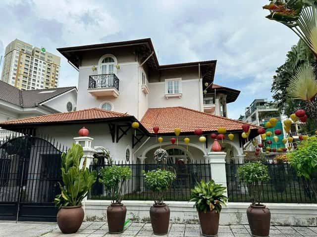 Bán nhà hẻm Nguyễn Văn Hưởng Thành phố Thủ Đức, TP.HCM – giá 180 tỷ Bán nhà hẻm Nguyễn Văn Hưởng Thành phố Thủ Đức, TP.HCM – giá 180 tỷ
