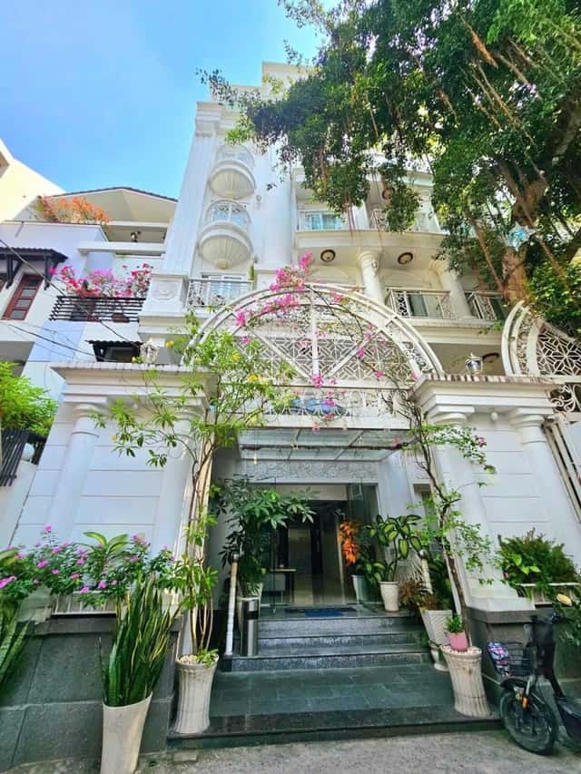 Bán nhà mặt tiền Hoàng Diệu Quận Phú Nhuận, TP.HCM – giá 150 tỷ Bán nhà mặt tiền Hoàng Diệu Quận Phú Nhuận, TP.HCM – giá 150 tỷ