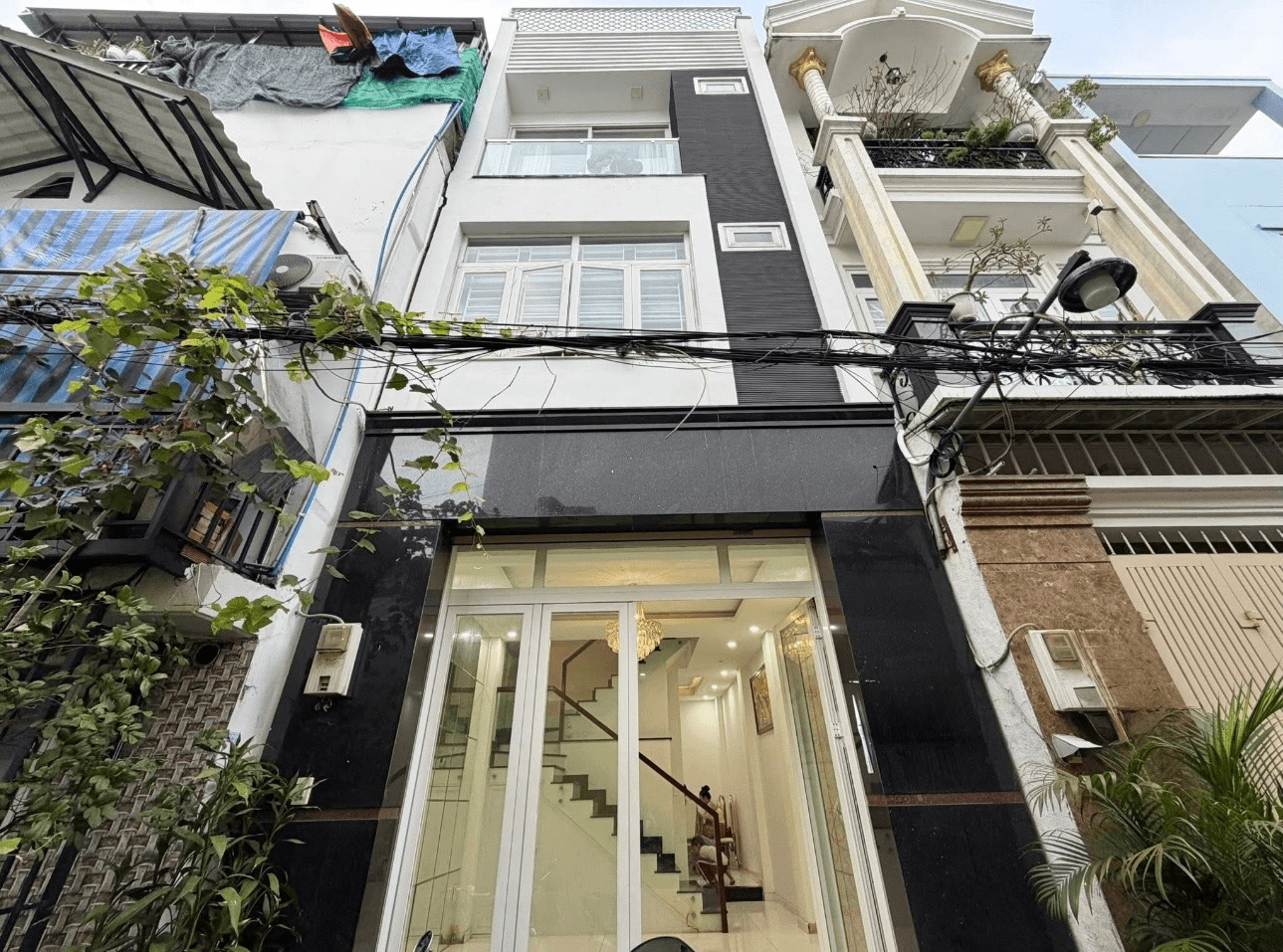 Bán nhà hẻm Nguyễn Xí Quận Bình Thạnh, TP.HCM – 3 phòng ngủ, giá 6.8 tỷ
