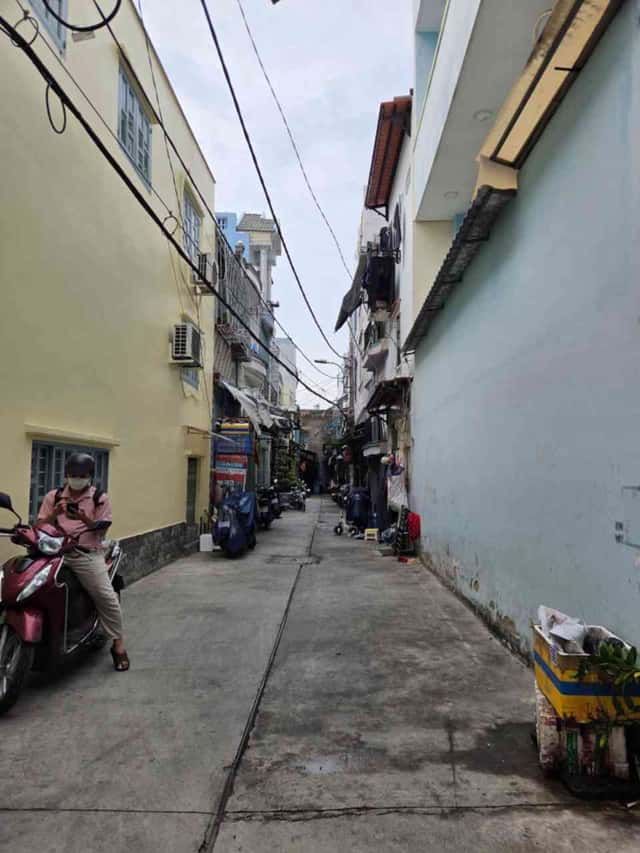 Bán nhà hẻm Bình Tân - Tân phú Quận Bình Tân, TP.HCM – 2 phòng ngủ, giá 4.7 tỷ Bán nhà hẻm Bình Tân - Tân phú Quận Bình Tân, TP.HCM – 2 phòng ngủ, giá 4.7 tỷ