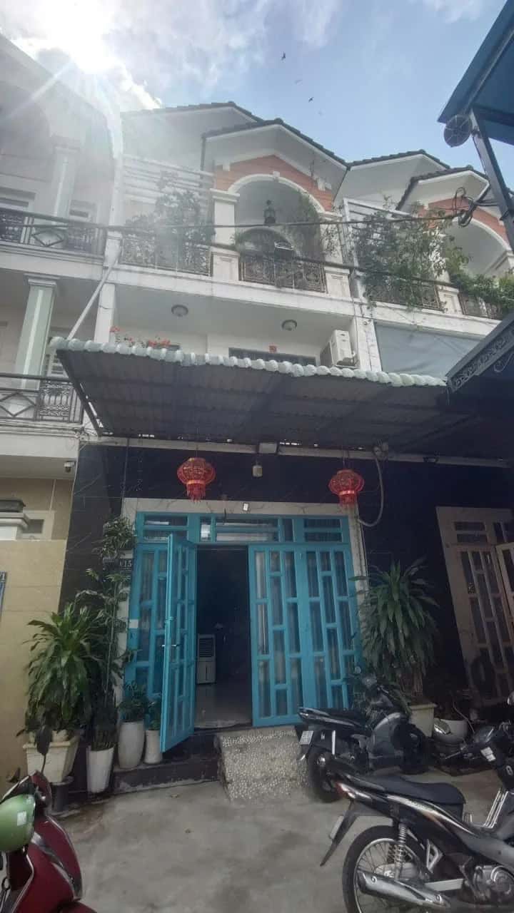 Bán nhà mặt tiền 38 Thành phố Thủ Đức, TP.HCM – 4 phòng ngủ, giá 6.2 tỷ