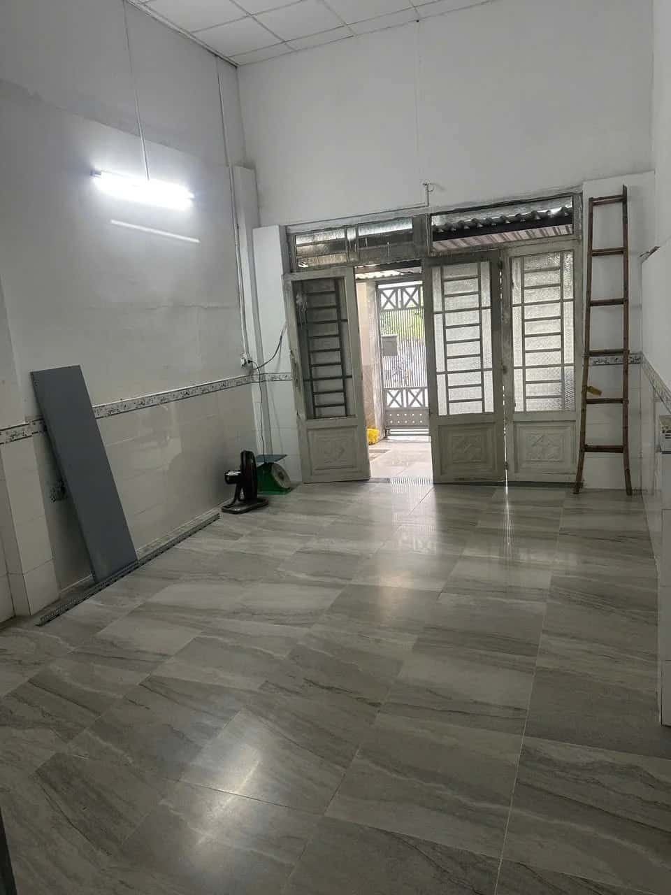 Cho thuê nhà hẻm 49 Thành phố Thủ Đức, TP.HCM – 1 phòng ngủ, giá 8 triệu