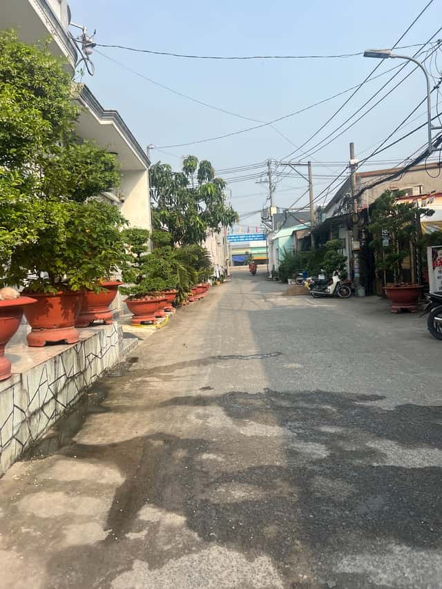 Bán nhà hẻm Nguyễn Cữu Phú Quận Bình Tân, TP.HCM – 6 phòng ngủ, giá 5 tỷ