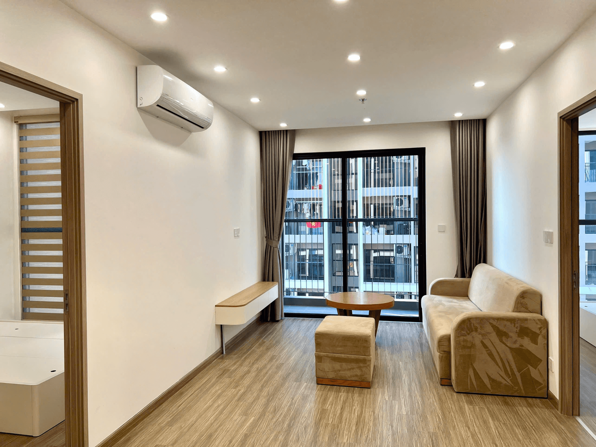 Cho thuê căn hộ chung cư VinHomes smartcity  Quận Nam Từ Liêm, TP. Hà Nội – 2 phòng ngủ, giá 12.5 triệu