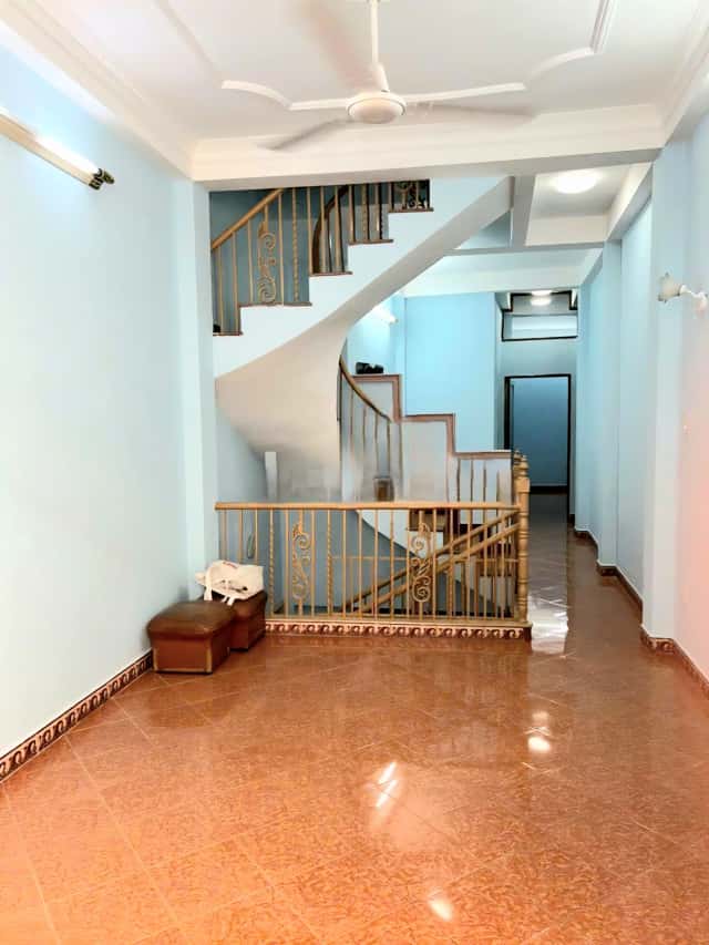Cho thuê nhà hẻm Trần Văn Đang Quận 3, TP.HCM – 3 phòng ngủ, giá 13 triệu