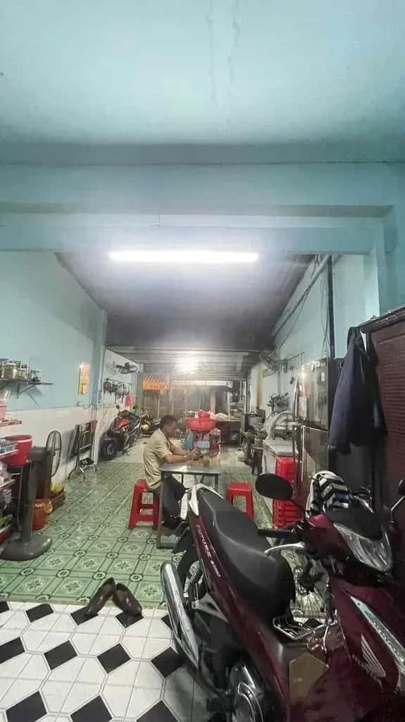 Bán nhà mặt tiền Nguyễn Duy Cung Quận Gò Vấp, TP.HCM – 2 phòng ngủ, giá 8.8 tỷ Bán nhà mặt tiền Nguyễn Duy Cung Quận Gò Vấp, TP.HCM – 2 phòng ngủ, giá 8.8 tỷ