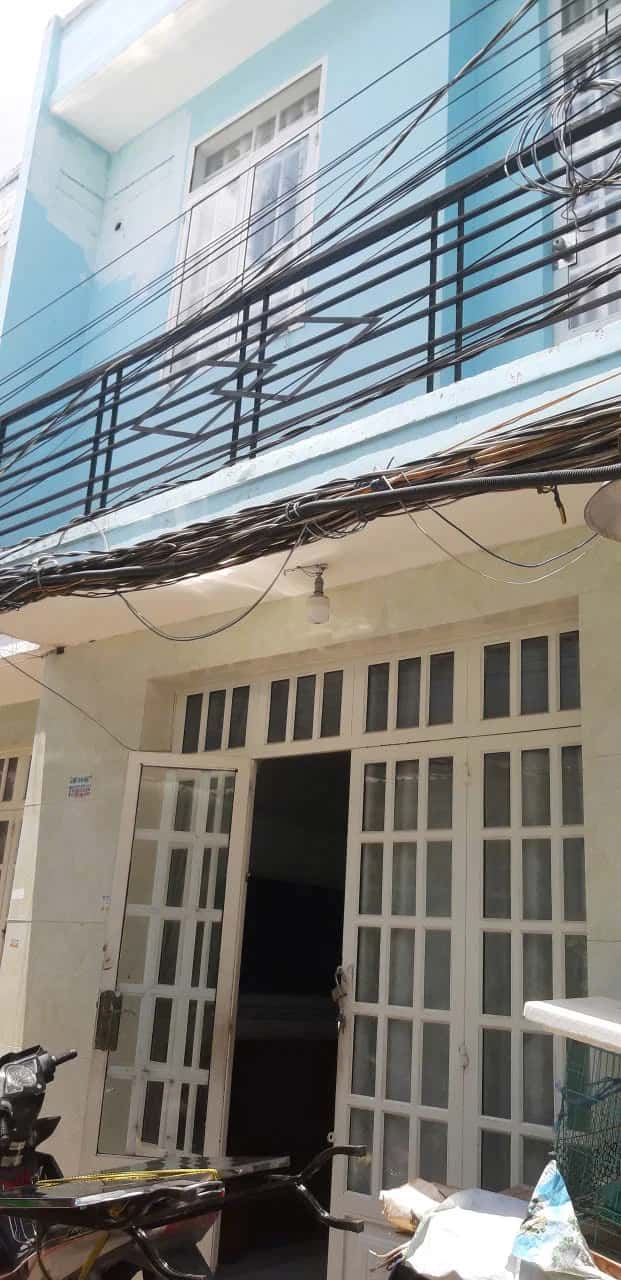 Bán nhà mặt tiền Quốc lộ 50 Huyện Cần Giuộc, Long An – 2 phòng ngủ, giá 845 triệu