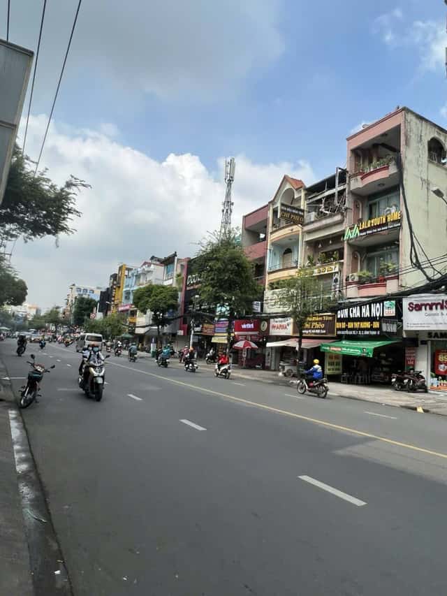 Bán nhà mặt tiền Nguyễn Gia Trí Quận Bình Thạnh, TP.HCM – giá 115 tỷ Bán nhà mặt tiền Nguyễn Gia Trí Quận Bình Thạnh, TP.HCM – giá 115 tỷ