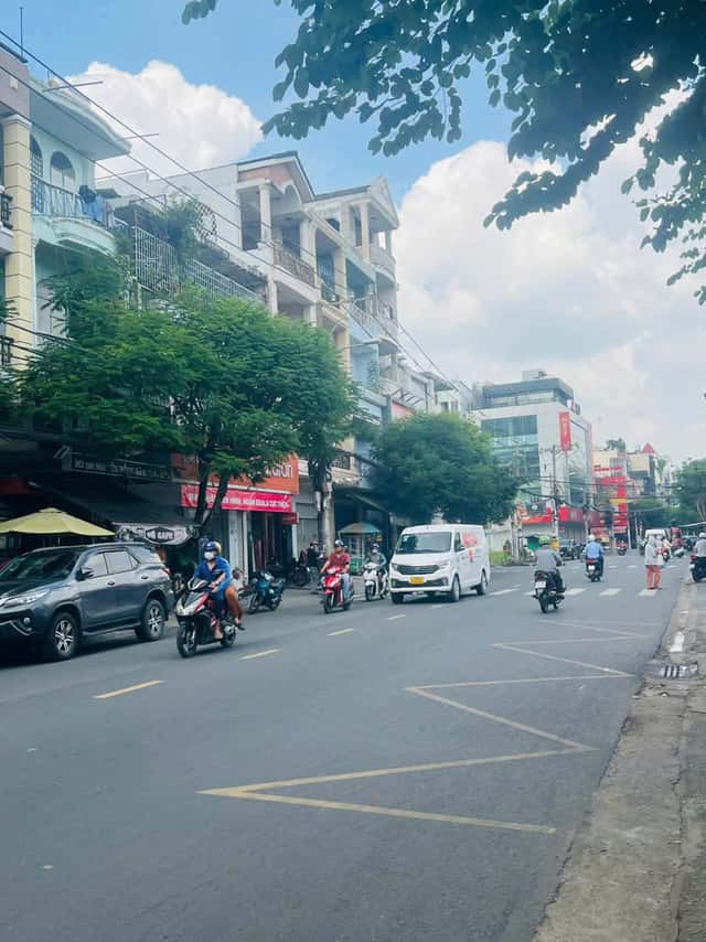 Bán nhà mặt tiền Nguyễn Hồng Đào Quận Tân Bình, TP.HCM – giá 22.5 tỷ