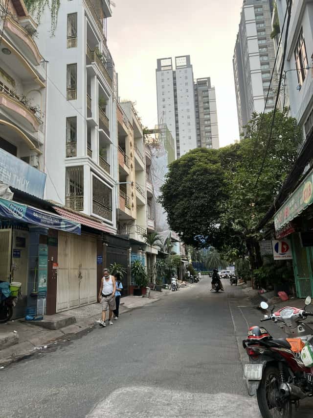 Bán nhà hẻm Đường 3 Tháng 2 Quận 10, TP.HCM – giá 26 tỷ