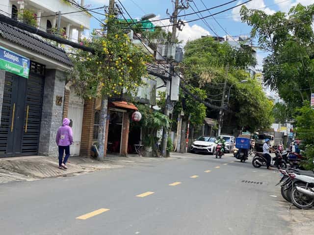 Bán nhà mặt tiền Nguyên Hồng Quận Bình Thạnh, TP.HCM – giá 100 tỷ Bán nhà mặt tiền Nguyên Hồng Quận Bình Thạnh, TP.HCM – giá 100 tỷ