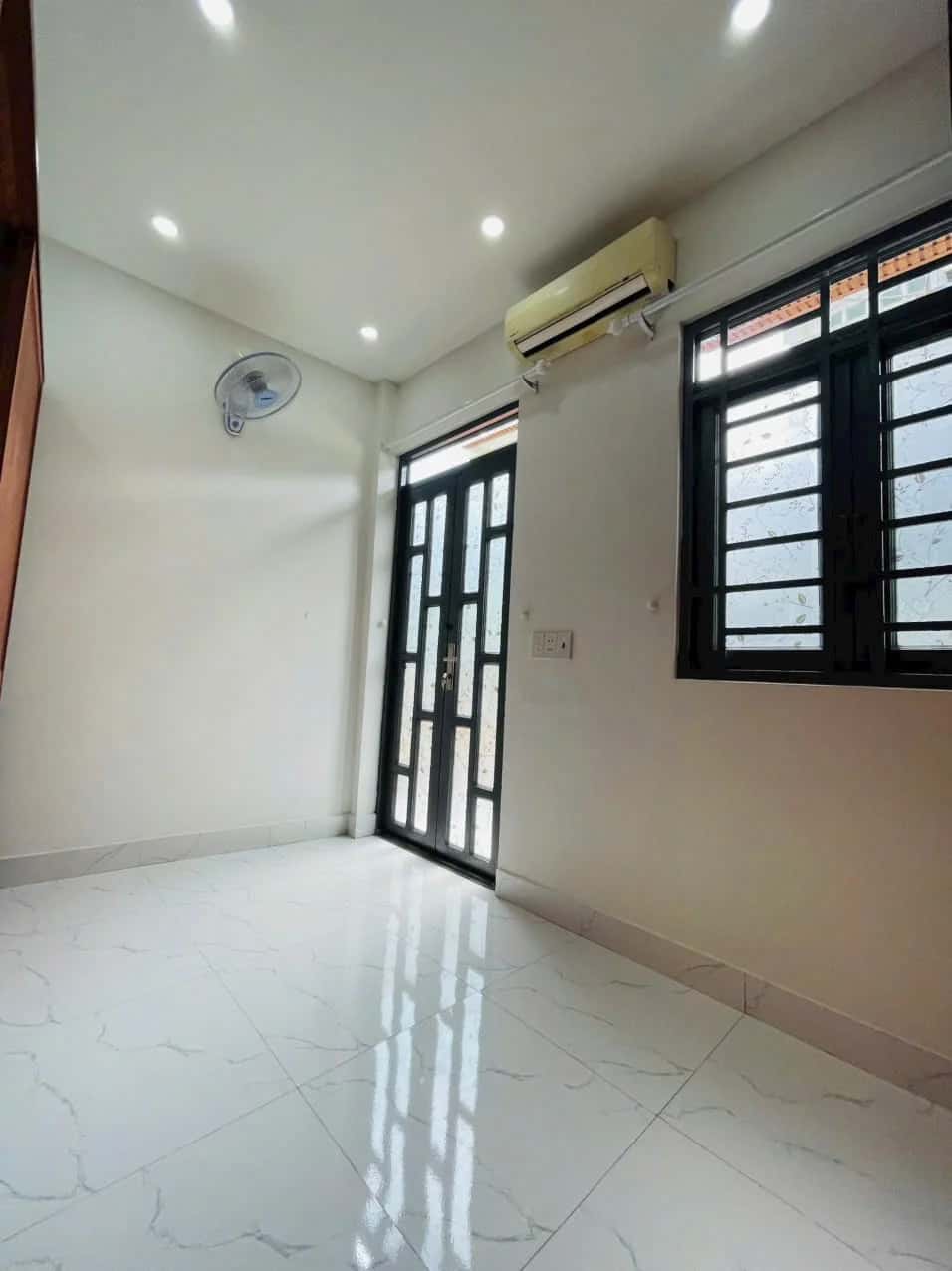 Bán nhà hẻm 237/60/11 Đường Phạm Văn Chiêu Quận Gò Vấp, TP.HCM – 2 phòng ngủ, giá 2.9 tỷ — Hình 3 Bán nhà hẻm 237/60/11 Đường Phạm Văn Chiêu Quận Gò Vấp, TP.HCM – 2 phòng ngủ, giá 2.9 tỷ — Hình 3