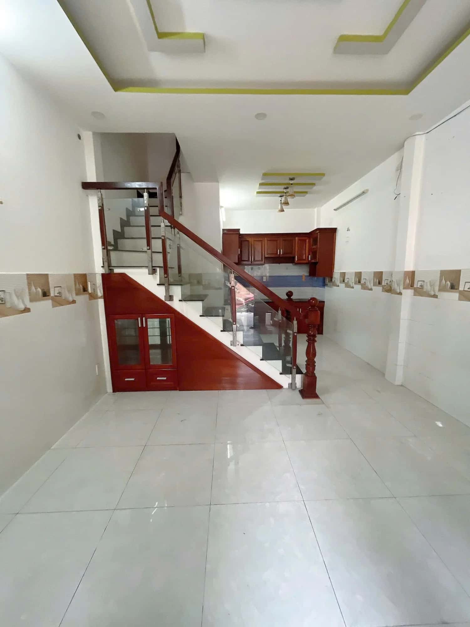Bán nhà mặt tiền Tân Sơn Nhì Quận Tân Phú, TP.HCM – 2 phòng ngủ, giá 4.7 tỷ