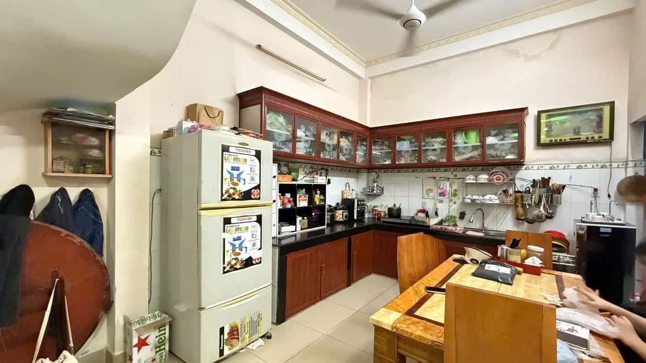 Bán nhà mặt tiền đường Số 10 Quận Bình Tân, TP.HCM – 2 phòng ngủ, giá 5.8 tỷ — Hình 3 Bán nhà mặt tiền đường Số 10 Quận Bình Tân, TP.HCM – 2 phòng ngủ, giá 5.8 tỷ — Hình 3