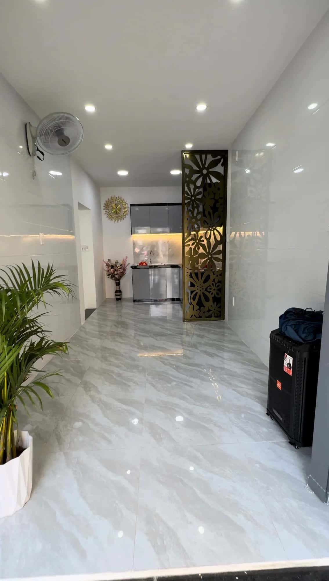 Bán nhà hẻm 118/52 Đường Huỳnh Thiện Lộc Quận Tân Phú, TP.HCM – 3 phòng ngủ, giá 4.8 tỷ — Hình 3 Bán nhà hẻm 118/52 Đường Huỳnh Thiện Lộc Quận Tân Phú, TP.HCM – 3 phòng ngủ, giá 4.8 tỷ — Hình 3