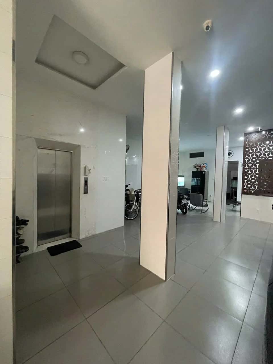 Bán nhà mặt tiền Trịnh Đình Trọng Quận Tân Phú, TP.HCM – 10 phòng ngủ, giá 43 tỷ — Hình 3 Bán nhà mặt tiền Trịnh Đình Trọng Quận Tân Phú, TP.HCM – 10 phòng ngủ, giá 43 tỷ — Hình 3