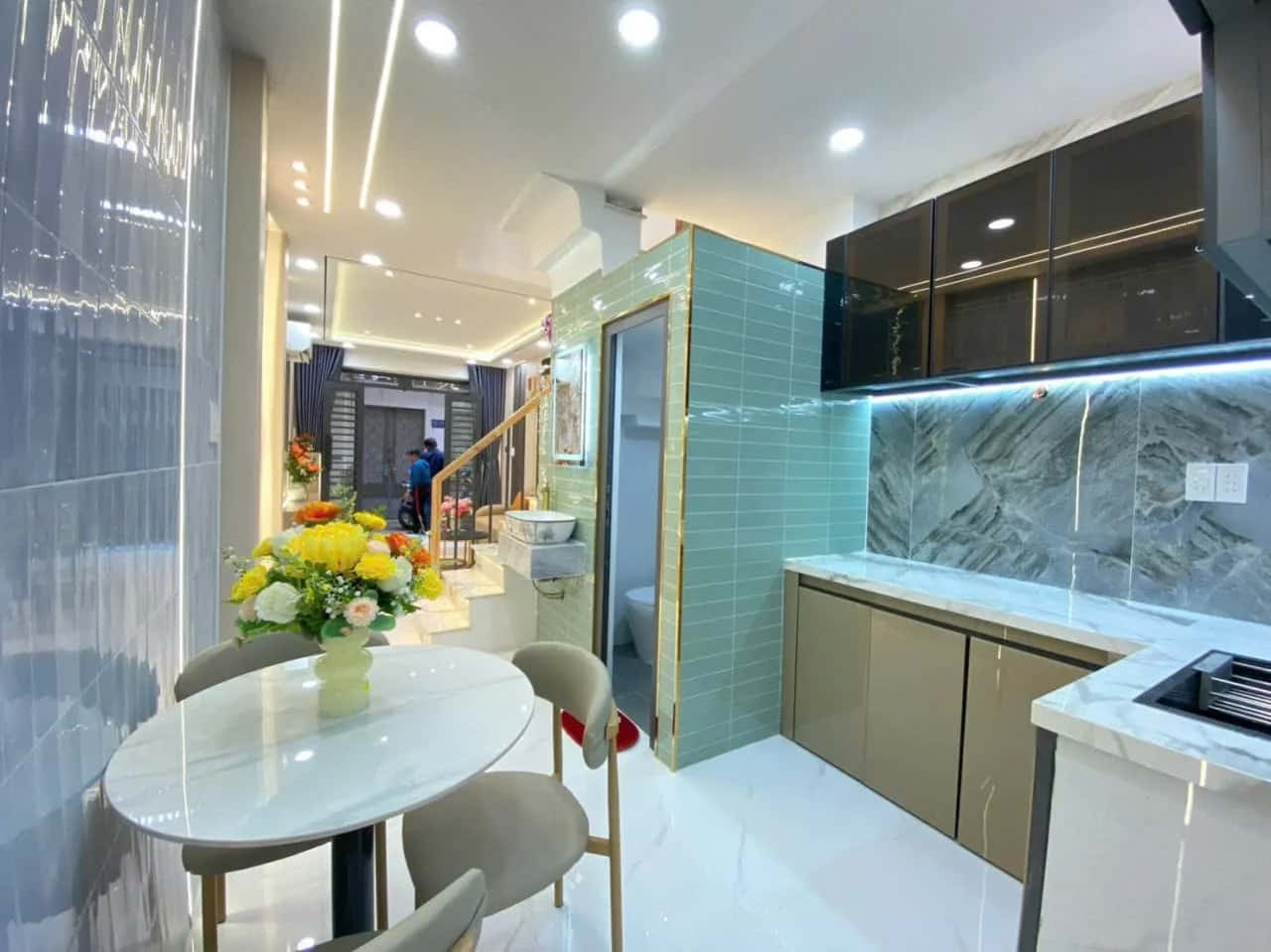 Bán nhà hẻm 93/10/4 Đường Trần Thái Tông Quận Tân Bình, TP.HCM – 3 phòng ngủ, giá 4.7 tỷ — Hình 3 Bán nhà hẻm 93/10/4 Đường Trần Thái Tông Quận Tân Bình, TP.HCM – 3 phòng ngủ, giá 4.7 tỷ — Hình 3