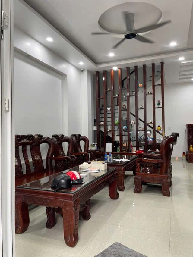 Bán nhà mặt tiền đường số 1, KDC Gia Hòa Huyện Bình Chánh, TP.HCM – 2 phòng ngủ, giá 14 tỷ