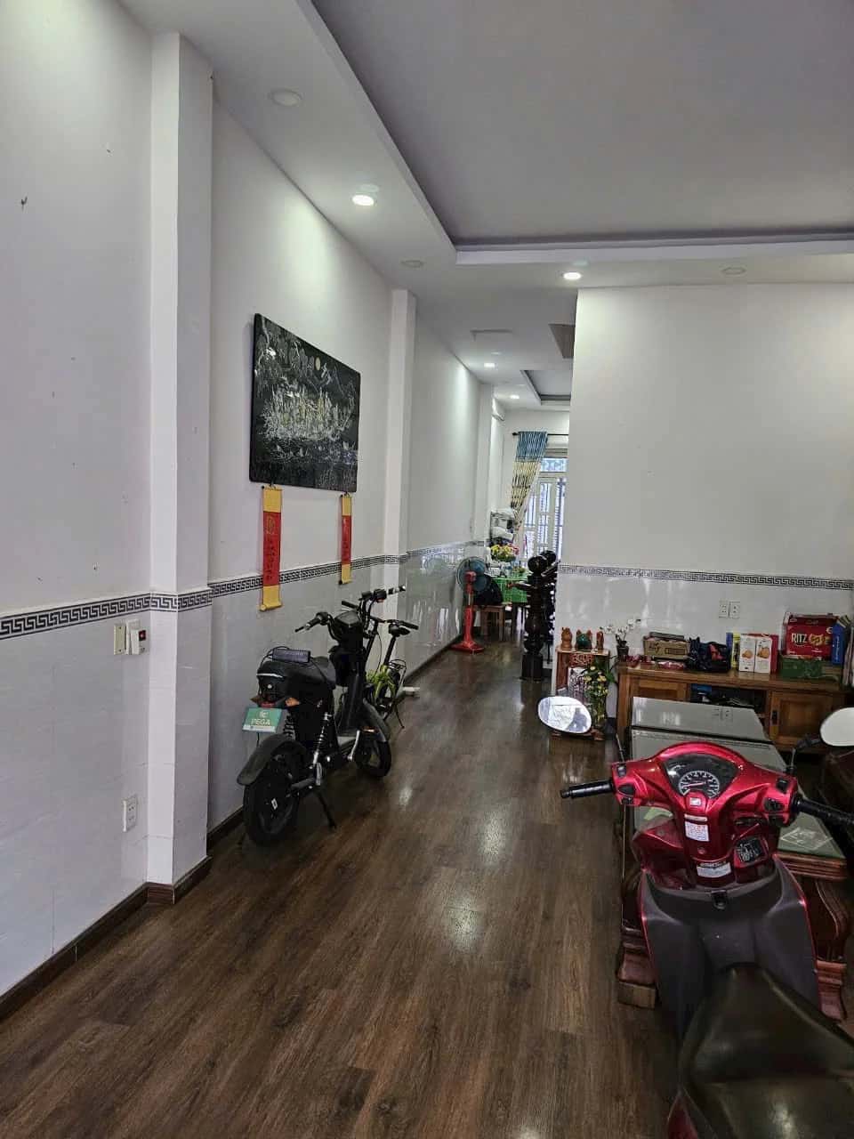 Bán nhà mặt tiền Đường Hoàng Văn Hòe Quận Tân Phú, TP.HCM – 3 phòng ngủ, giá 8.4 tỷ — Hình 2